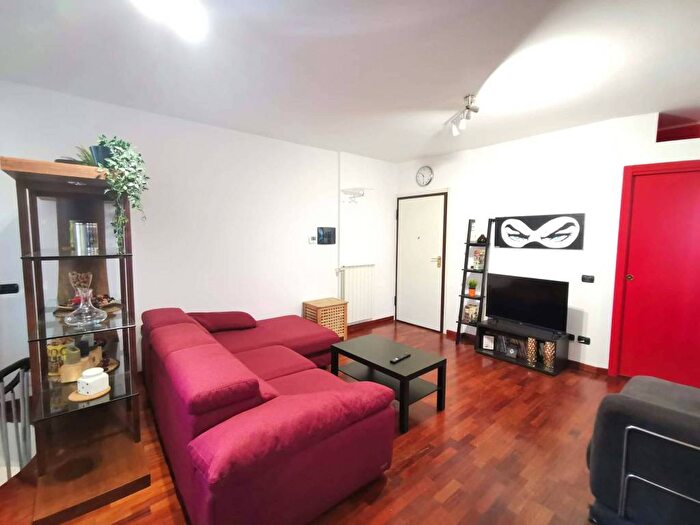 Appartamento bilocale in affitto in Piazza Francesco Carrara, Pezzotti Meda, Milano