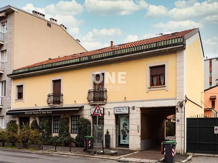 Appartamento bilocale in affitto in Via Lecco, Monza