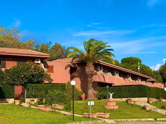 Casa trilocale in affitto in Via Giosuè Carducci, Frabotto Mannesi, Montepaone