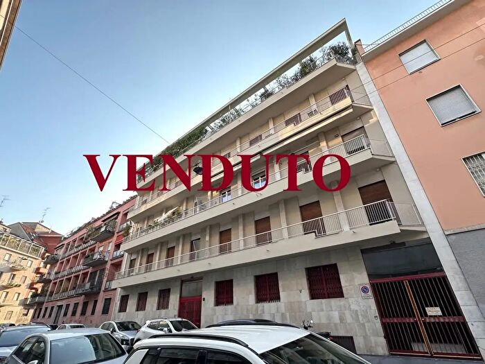 Appartamento quadrilocale in vendita in Via Anco Marzio, Milano