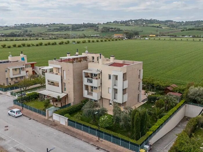 Appartamento bilocale in vendita in Via Strada Ottava, Senigallia