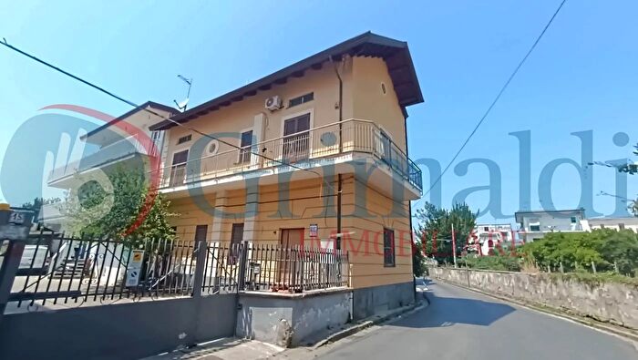 Casa con 5 locali in vendita in Via Settembrini, Marigliano