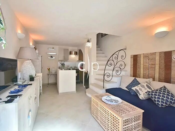 Appartamento quadrilocale in vendita in Via Monte, Minori