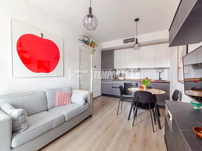 Appartamento bilocale in vendita in Via Luigi Guanella, Milano