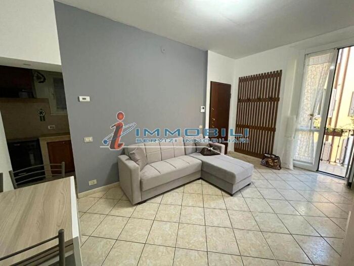 Appartamento bilocale in affitto in VIA MELZO, Porta Venezia, Milano