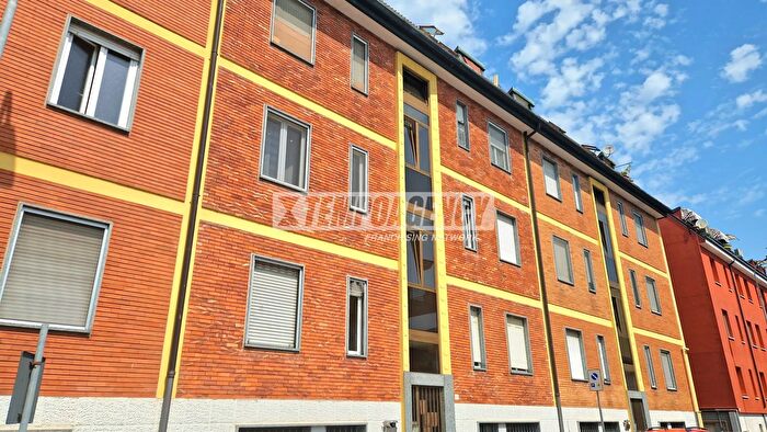 Appartamento bilocale in vendita in Via Monviso, Rozzano