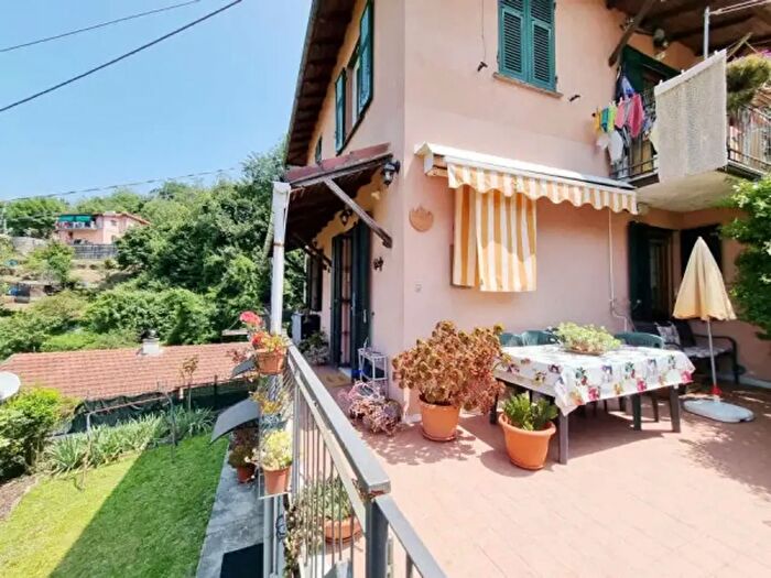 Appartamento trilocale in vendita in Bargagli