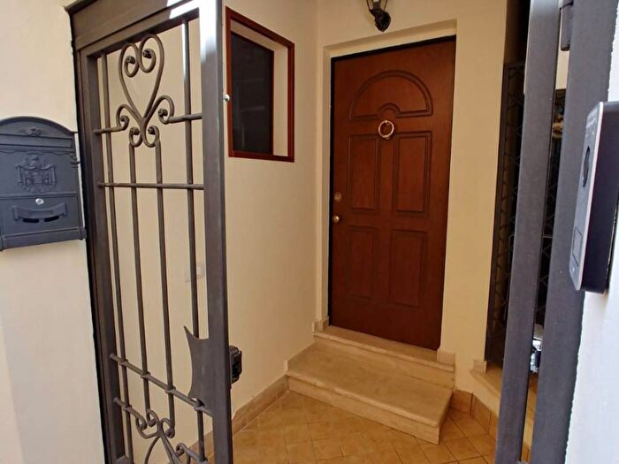 Appartamento bilocale in affitto in Via della Trinità, Centro, Alatri