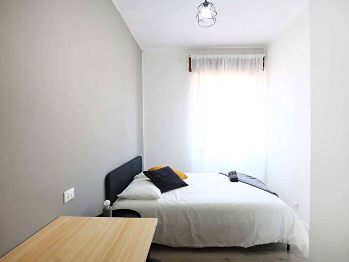 Appartamento con 5 locali in affitto in Via Giuseppe Soli, Crocetta, Modena