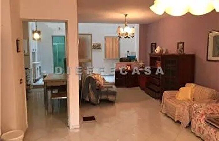 Casa con 6 locali in affitto in Corso Gramsci Marsala Tp, Marsala