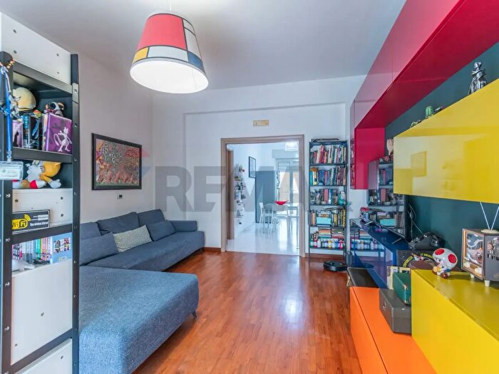 Appartamento con 5 locali in vendita in Viale Mario Milazzo, Caltagirone