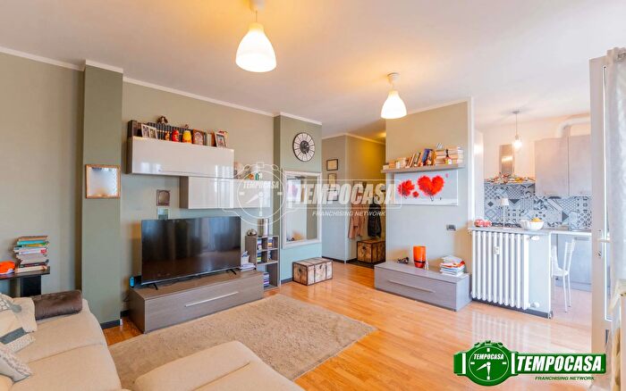 Appartamento trilocale in vendita in Via Trento, Corbetta