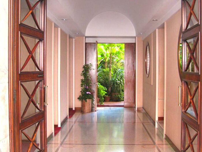 Appartamento trilocale in affitto in Via Marcona, Piave Tricolore, Milano