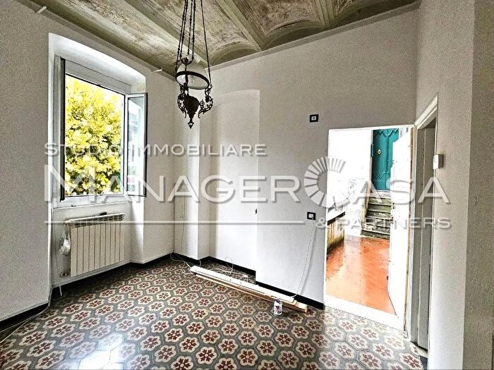 Appartamento trilocale in affitto in Largo Italia, Busalla