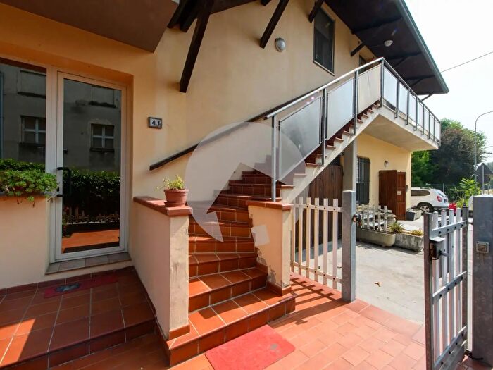 Appartamento quadrilocale in vendita in Via Ferrante Bertocchi, Reggio Emilia