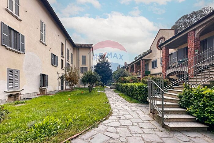 Appartamento trilocale in vendita in Bellinzago Lombardo