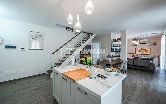 Appartamento quadrilocale in vendita in Via Sandro Pertini, San Cesario Sul Panaro