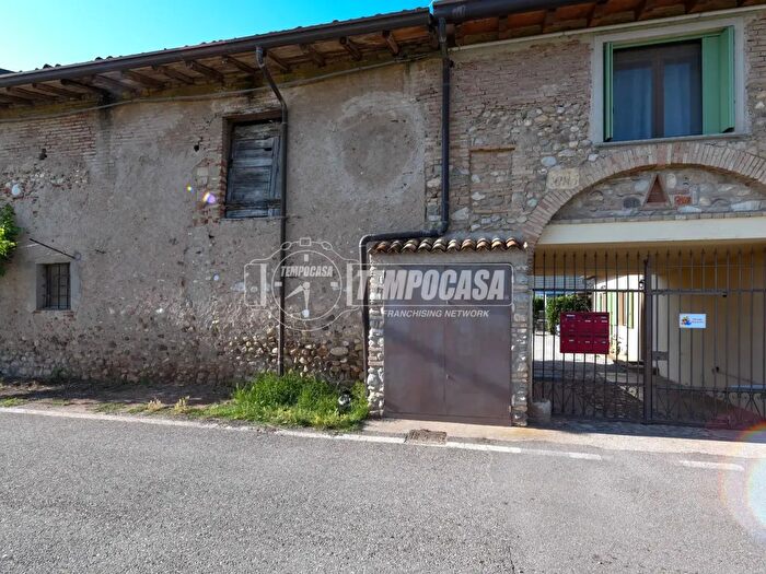 Appartamento in vendita in Via Cominello, Lonato del Garda