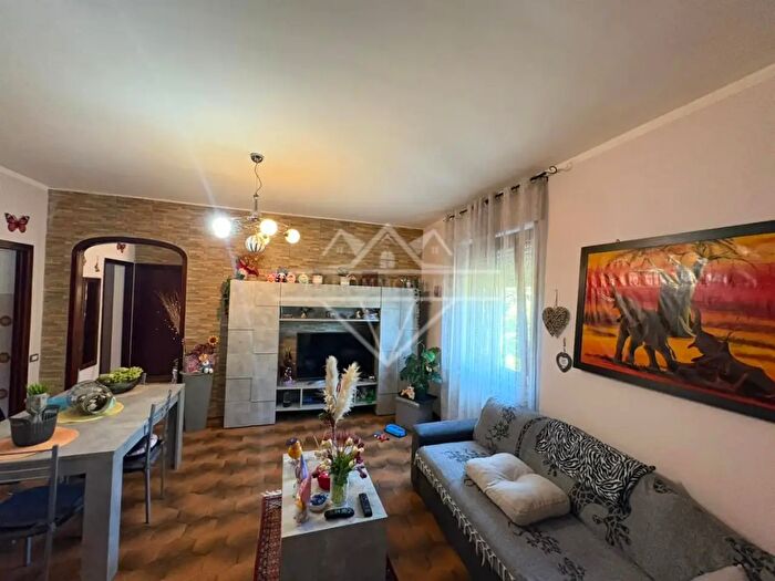 Appartamento quadrilocale in vendita in Castelnuovo Magra