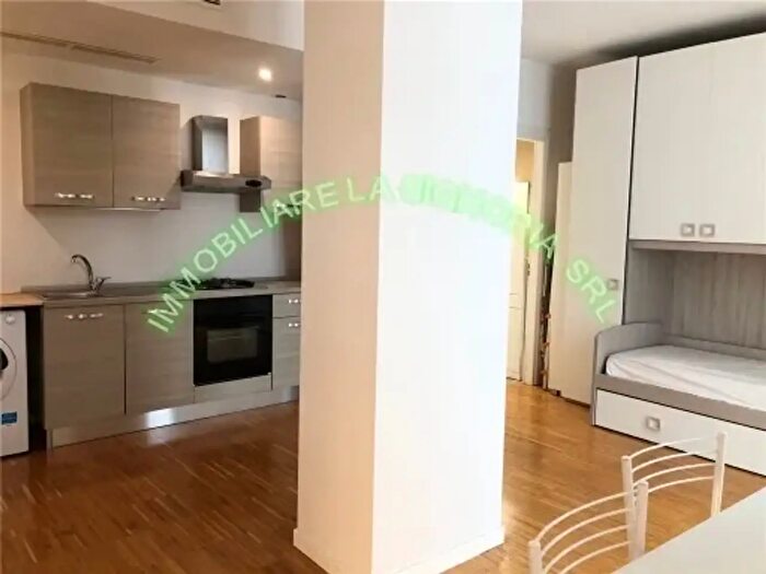 Appartamento monolocale in affitto in Firenze