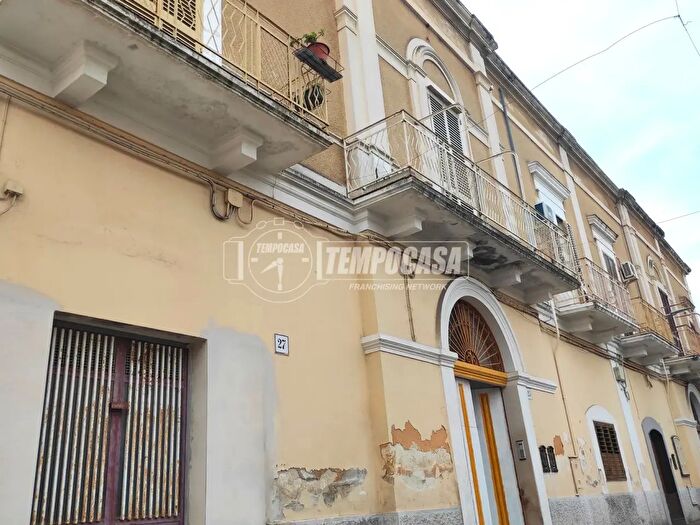 Appartamento quadrilocale in vendita in Via Napoli, Bari