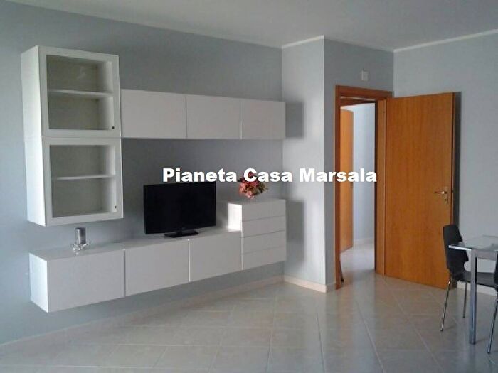 Appartamento trilocale in affitto in Via Giuseppe Mazzini, Centro Urbano, Marsala