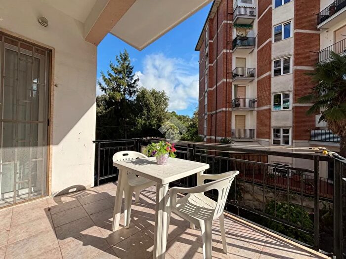 Appartamento trilocale in vendita in Viale della Vittoria, Lerici