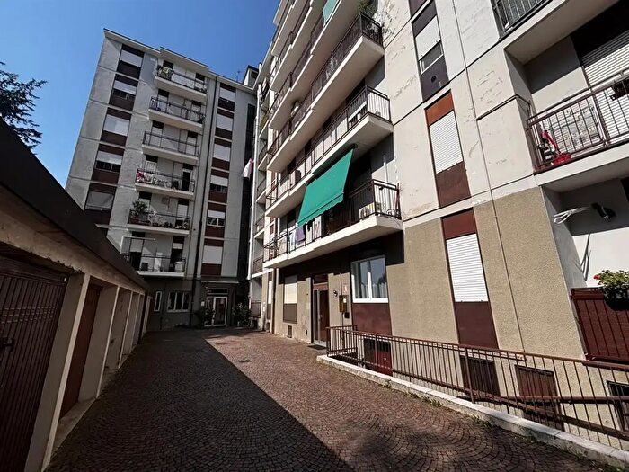 Casa bilocale in vendita in Piazzale Marconi a, Vimercate