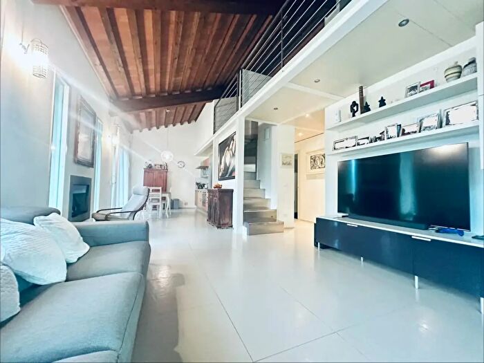 Casa con 7 locali in vendita in II Giugno, Empoli