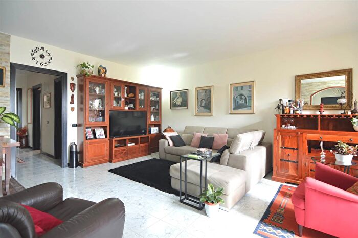 Appartamento quadrilocale in vendita in Via Funtaneddas Sinnai, Sinnai