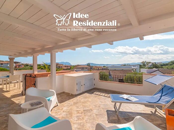 Appartamento quadrilocale in vendita in Via Dunigheddu, Olbia