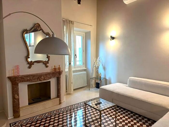 Appartamento quadrilocale in vendita in Lucca