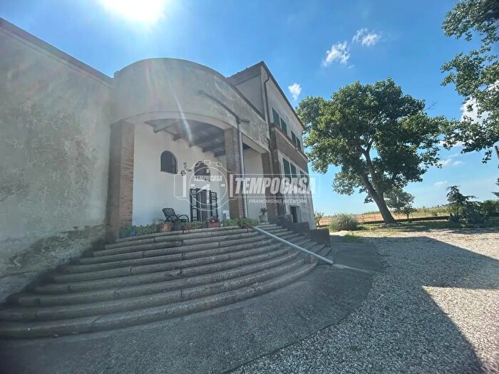Casa con 6 locali in vendita in Località Cisi, Jolanda Di Savoia
