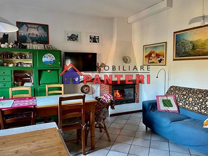 Casa in affitto in Via della Chiesa di Gragnano Gragnano Camigliano Santa Gemma Capannori Lucca Toscana Italia, Capannori