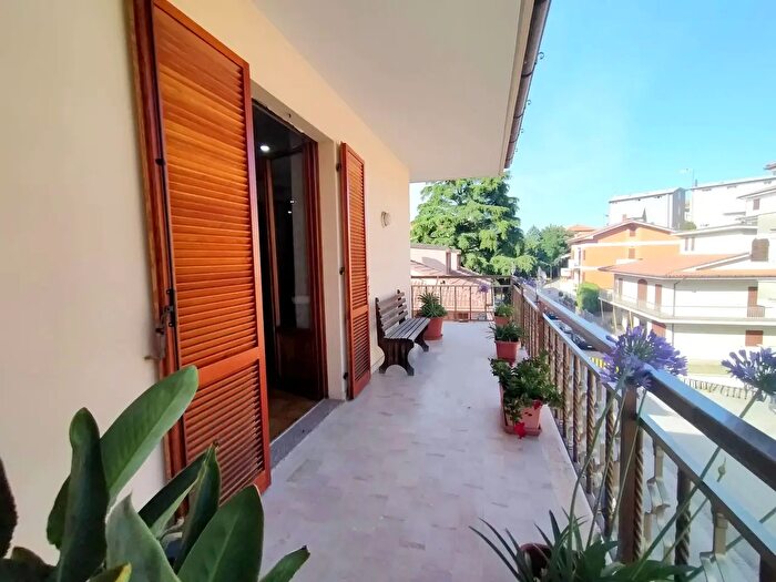 Appartamento quadrilocale in vendita in Via Balcani, Monte Urano