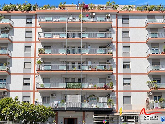 Appartamento trilocale in vendita in Via Giuseppe Arcoleo, Calatafimi Bassa Indipendenza, Palermo