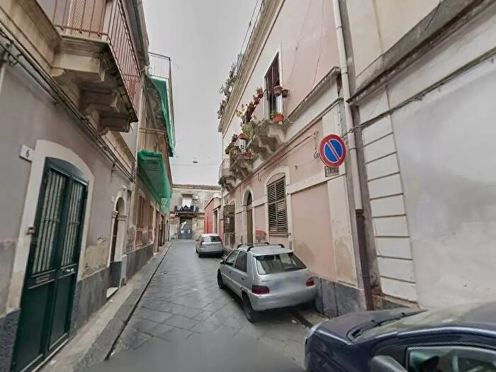 Appartamento quadrilocale in vendita in Via Fortuna, Catania