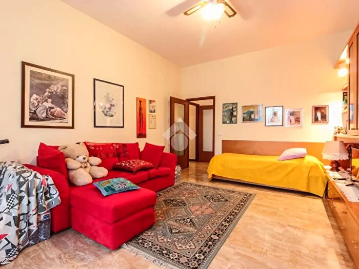 Appartamento trilocale in vendita in Via Golinelli, Castenaso