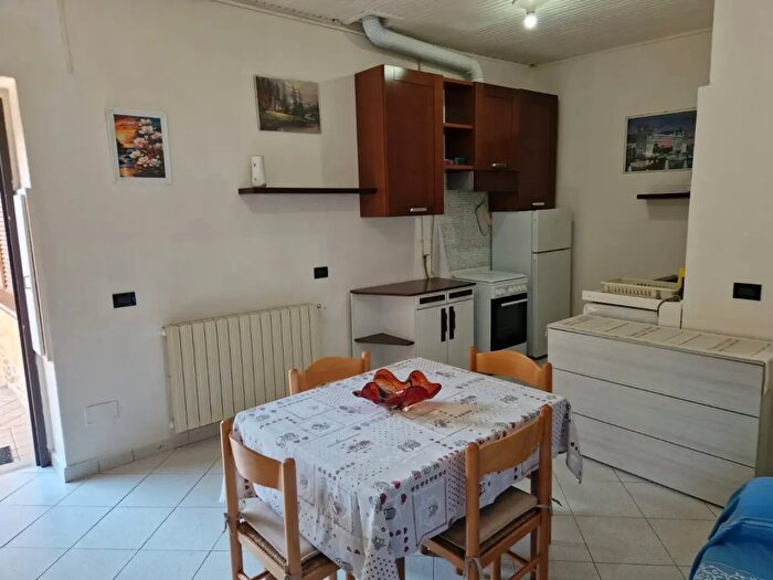 Appartamento monolocale in affitto in Via Monsignor Paleari, Pogliano Milanese