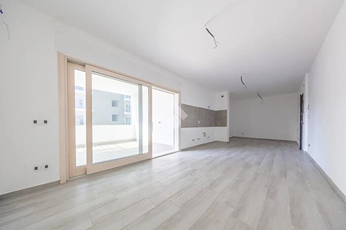 Appartamento bilocale in vendita in Via Casal Bianco, Guidonia Montecelio