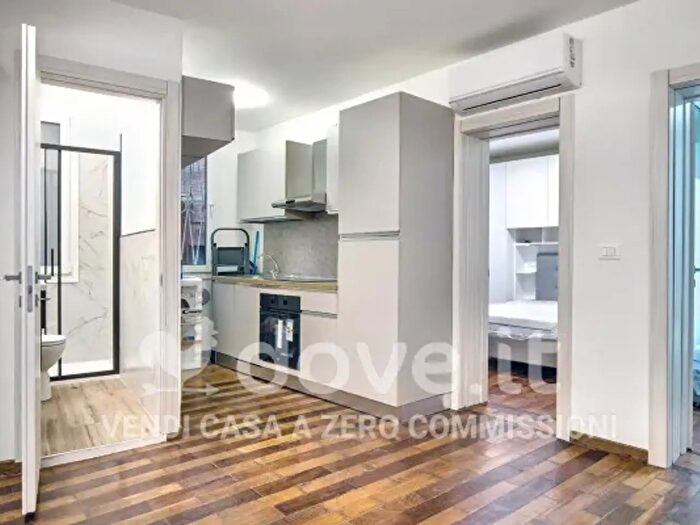 Appartamento trilocale in vendita in Via Armari, Ferrara