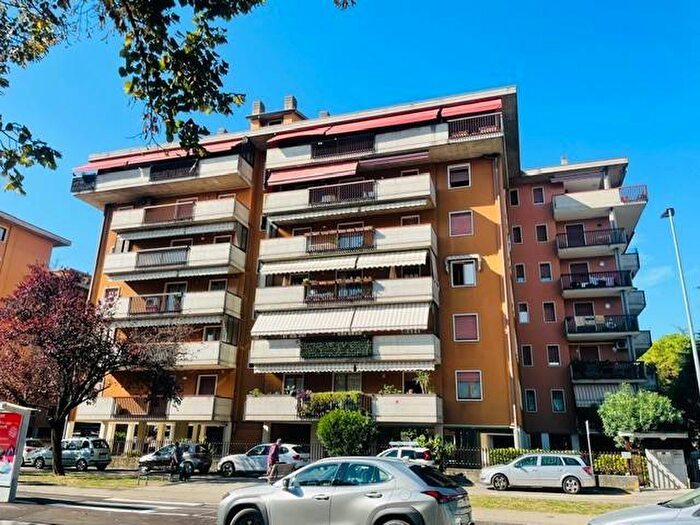 Appartamento quadrilocale in affitto in via villa cozza, Santa Croce, Verona