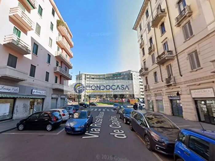 Appartamento quadrilocale in vendita in Via Rosa Massara De Capitani, Milano