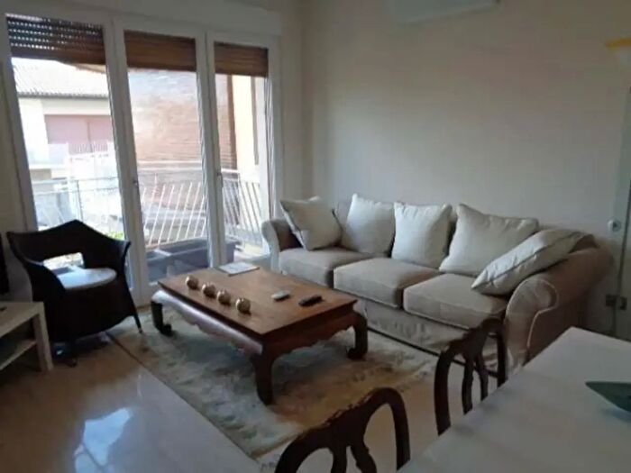 Appartamento con 6 locali in affitto in Forte Dei Marmi