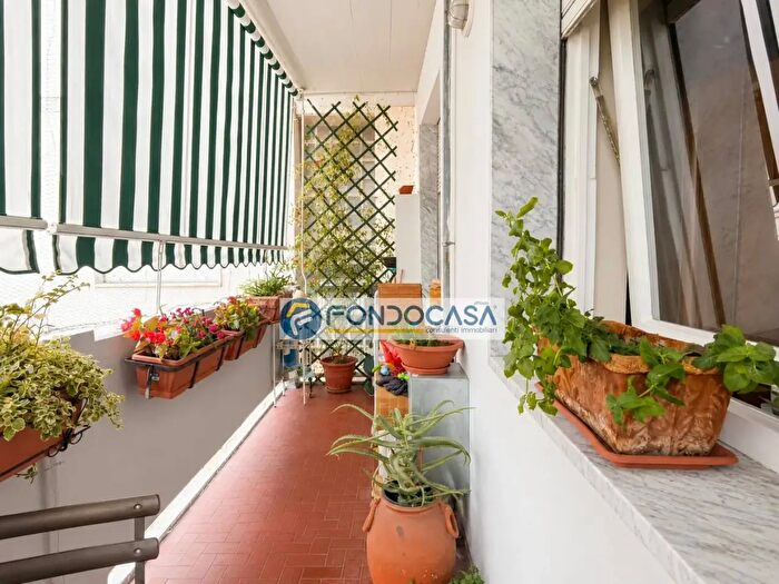 Appartamento bilocale in vendita in Via Felice Cavallotti, Carrara