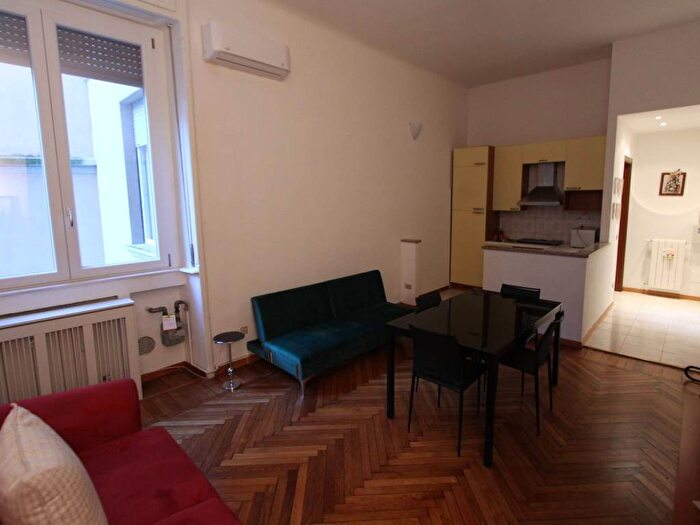 Appartamento bilocale in affitto in Via Gaspare Rosales, Garibaldi Corso Como, Milano