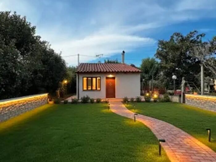 Casa bilocale in vendita in Via Cancellata Grande, Zagarolo