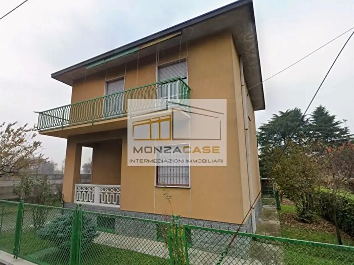 Casa con 5 locali in vendita in Via Benaco, Monza