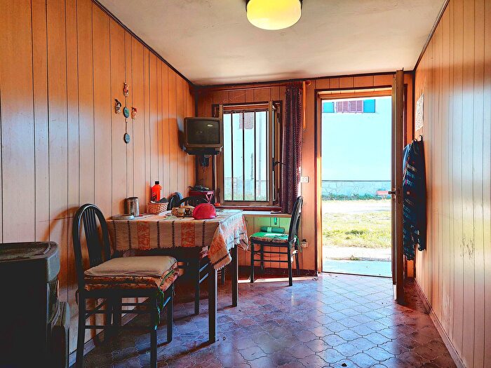 Casa quadrilocale in vendita in Frazione Poggi S Spirito, Ceva