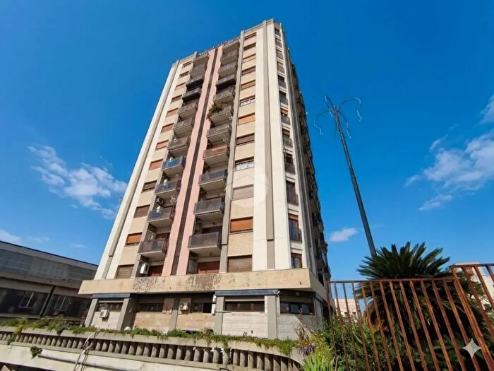 Appartamento quadrilocale in vendita in Viale della Regione Siciliana Nord Ovest, Palermo